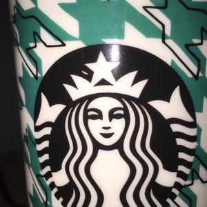 Meet your Posher, Bella